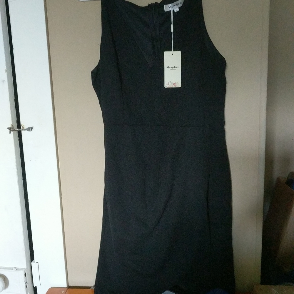 Many dress long v-neck dress